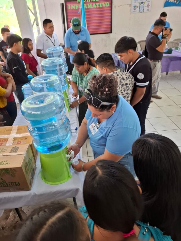 Marisol Serving water