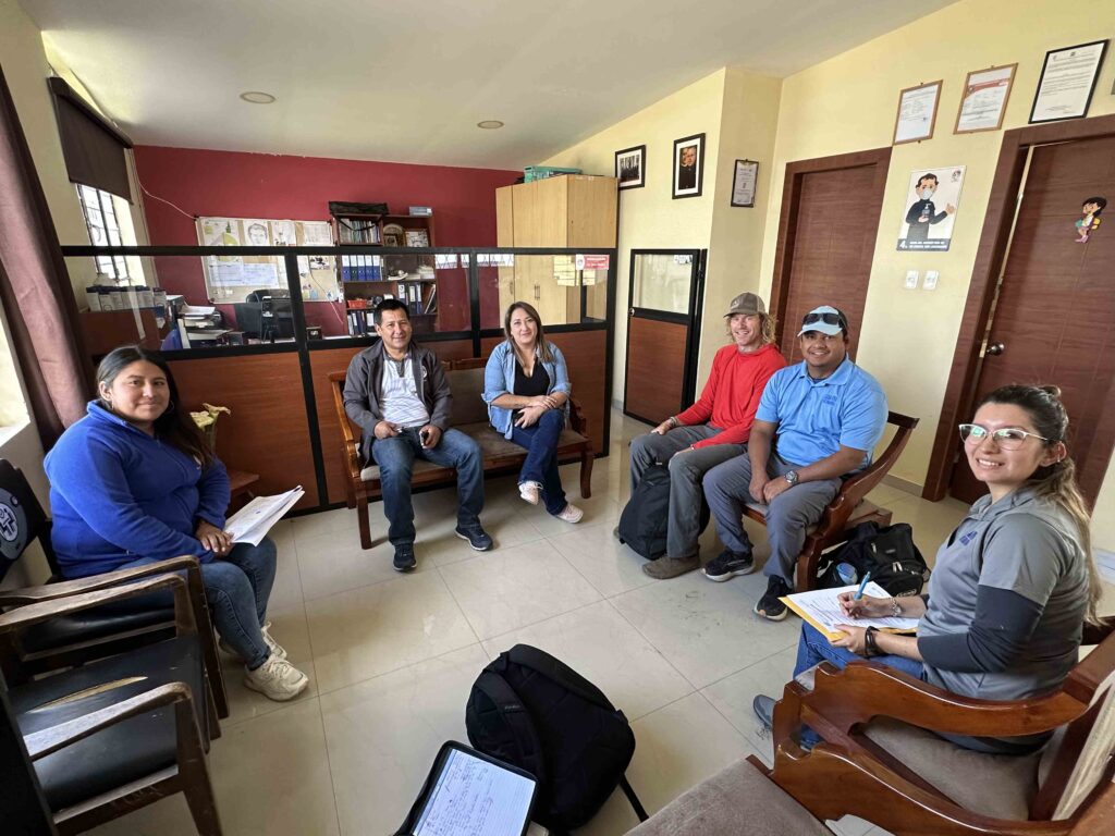 September 22nd - making new friends at Proyecto Salesiano
